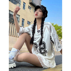 Lace patchwork short sleeved loose sports style top design sense